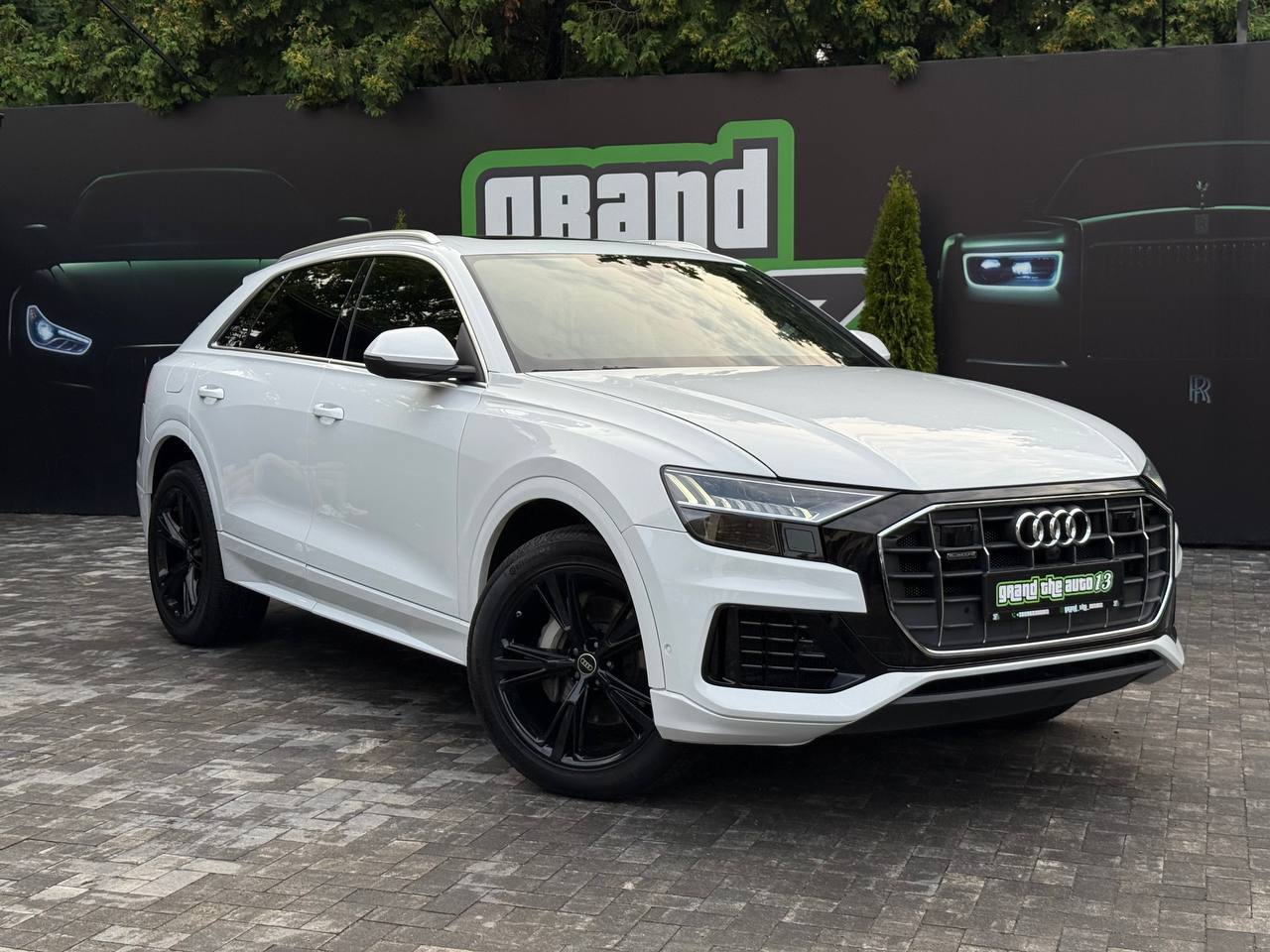 Audi Q8