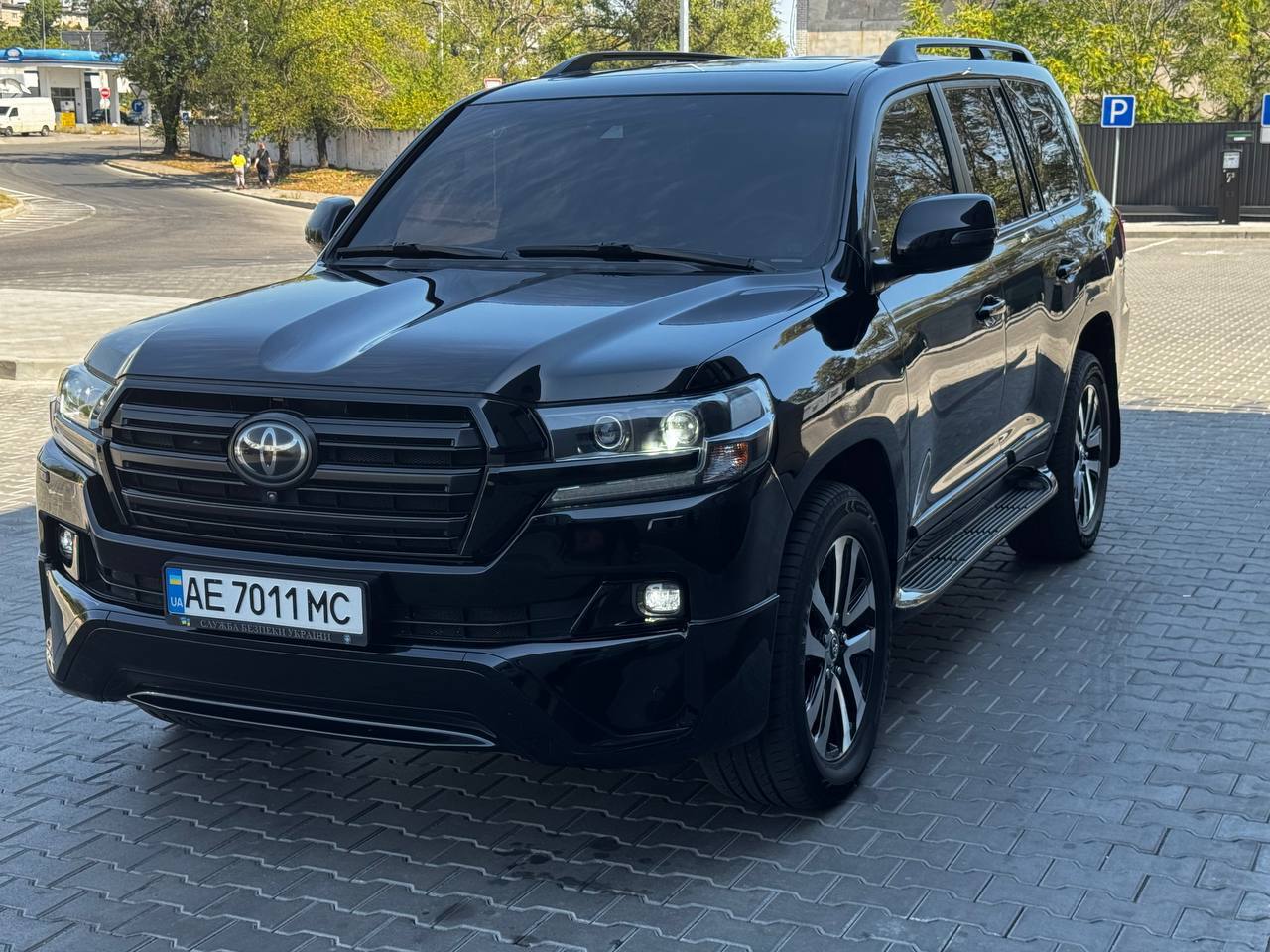 Toyota Land Cruiser 200