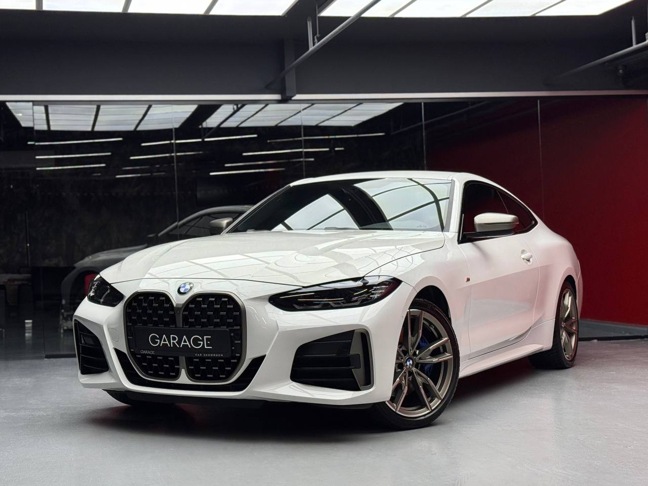 BMW M440i