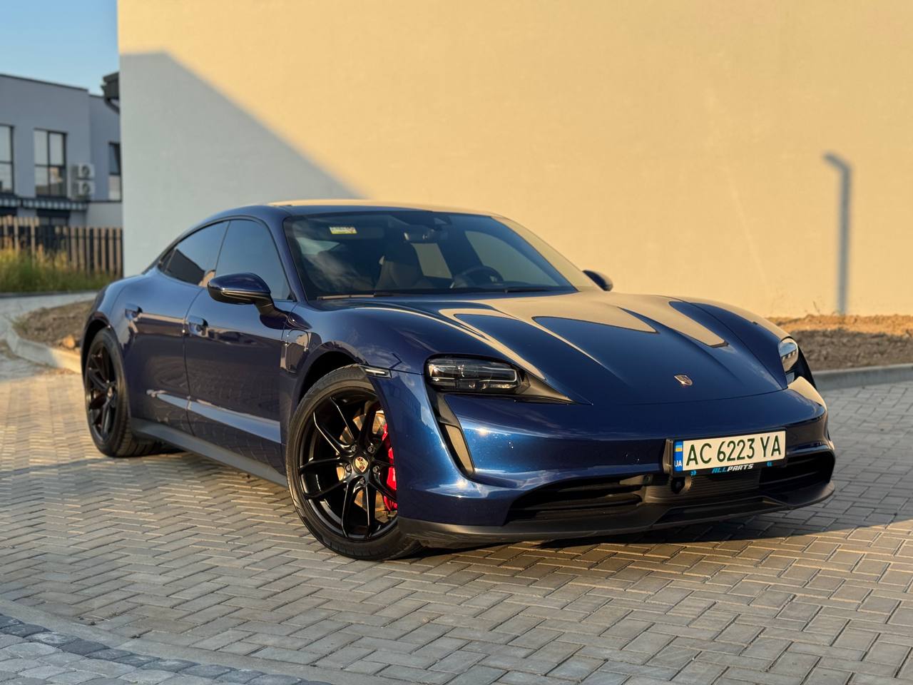 Porsche Taycan 4S