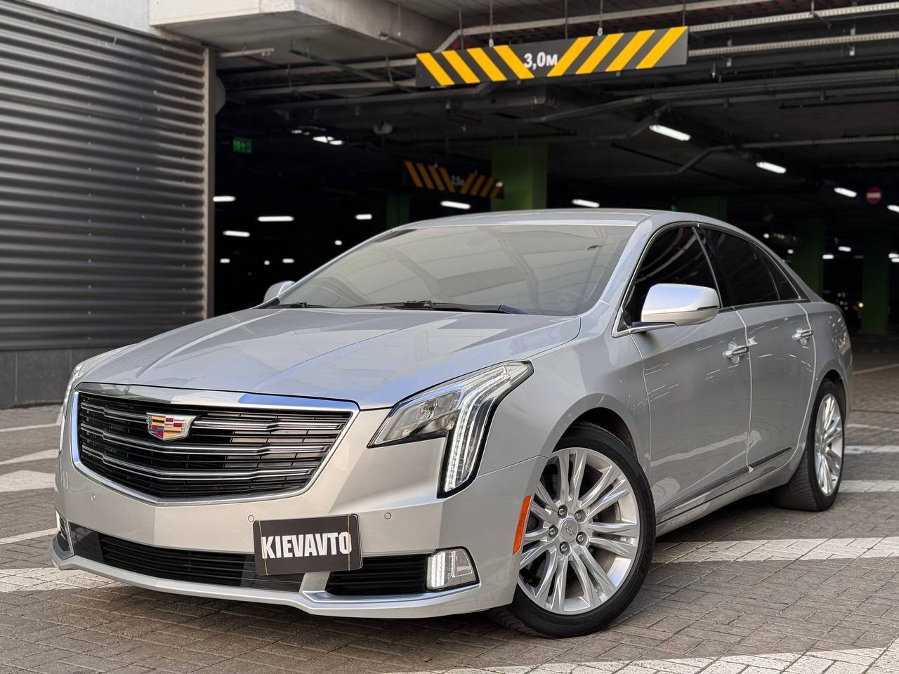 Cadillac XTS