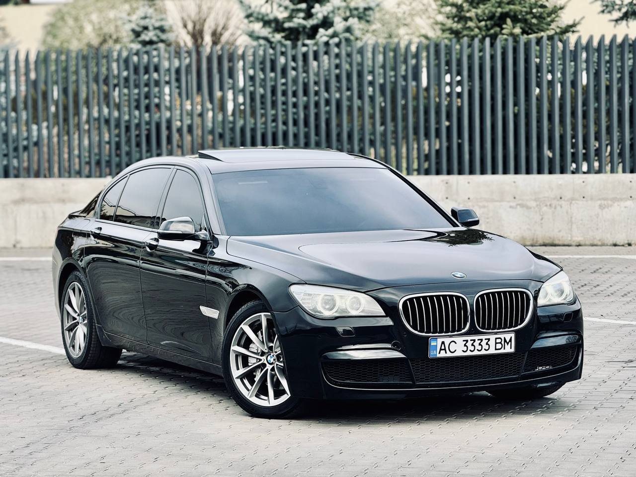 BMW 740Li