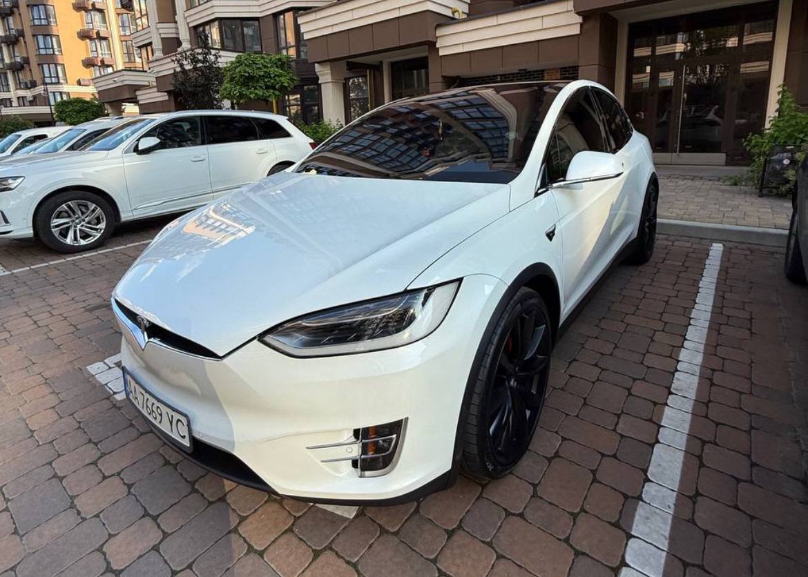 Tesla Model X