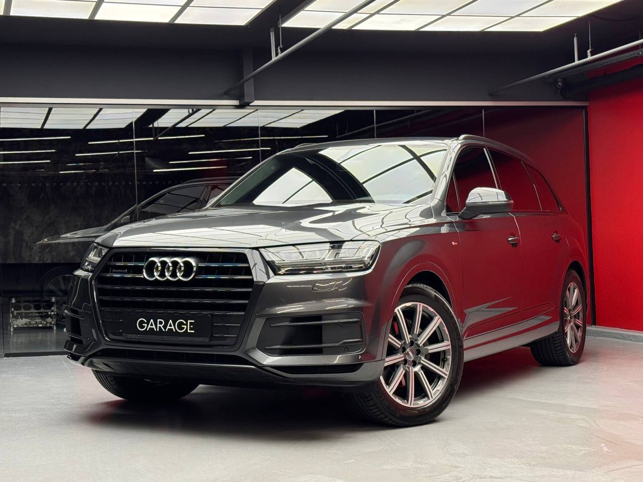 AUDI Q7