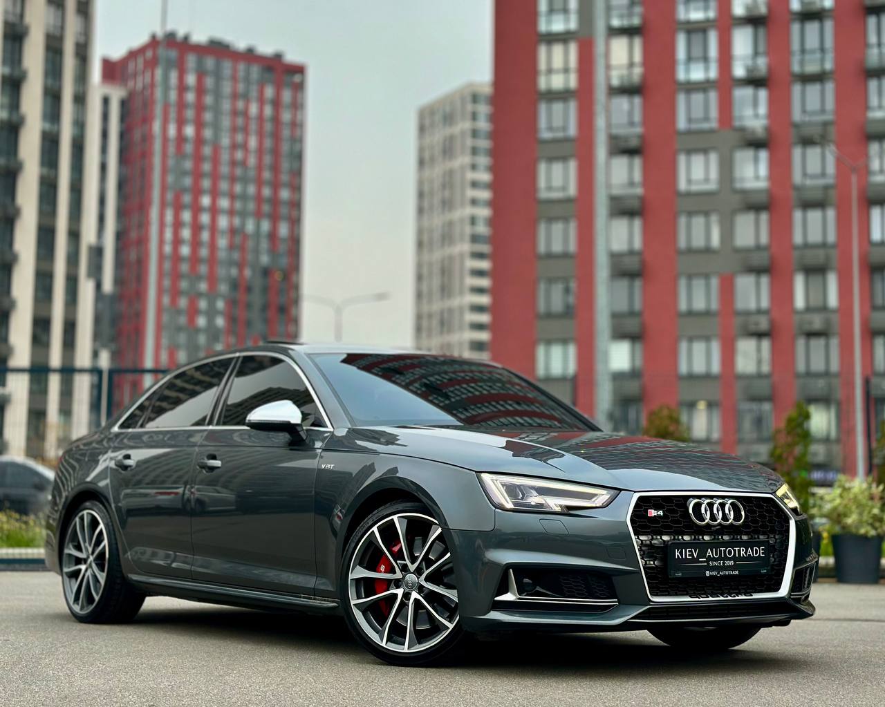 Audi S4