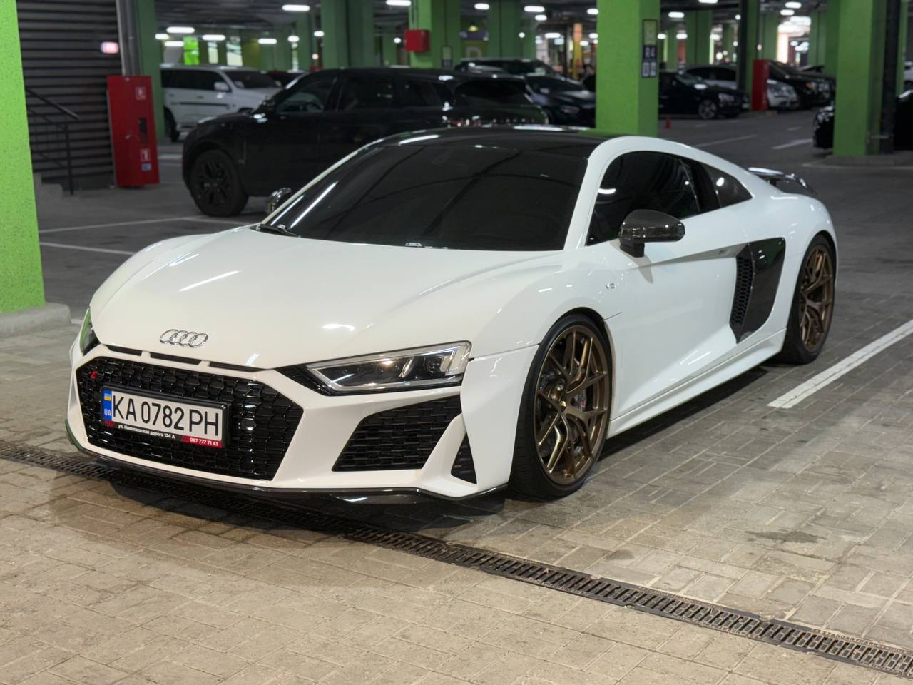 Audi R8