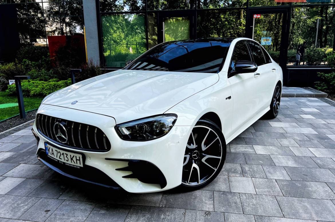 Mercedes-Benz E43 AMG