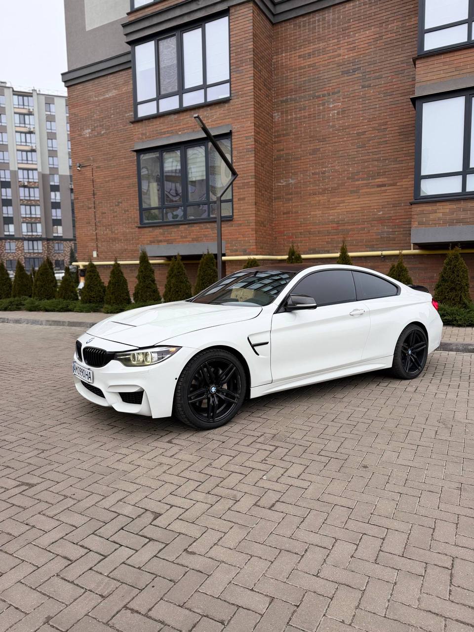 BMW 440I