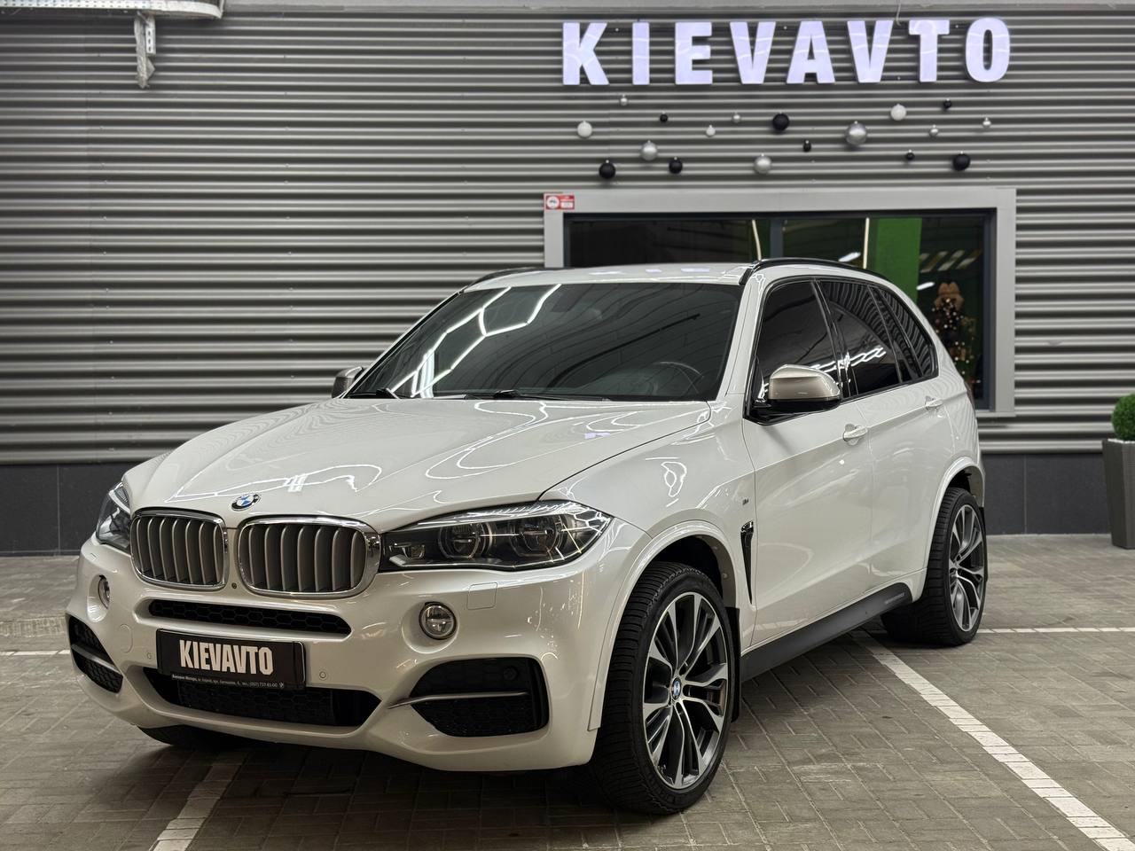 BMW X5 M50d