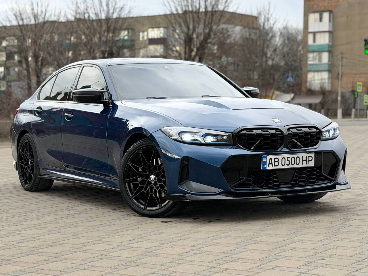 BMW 330I