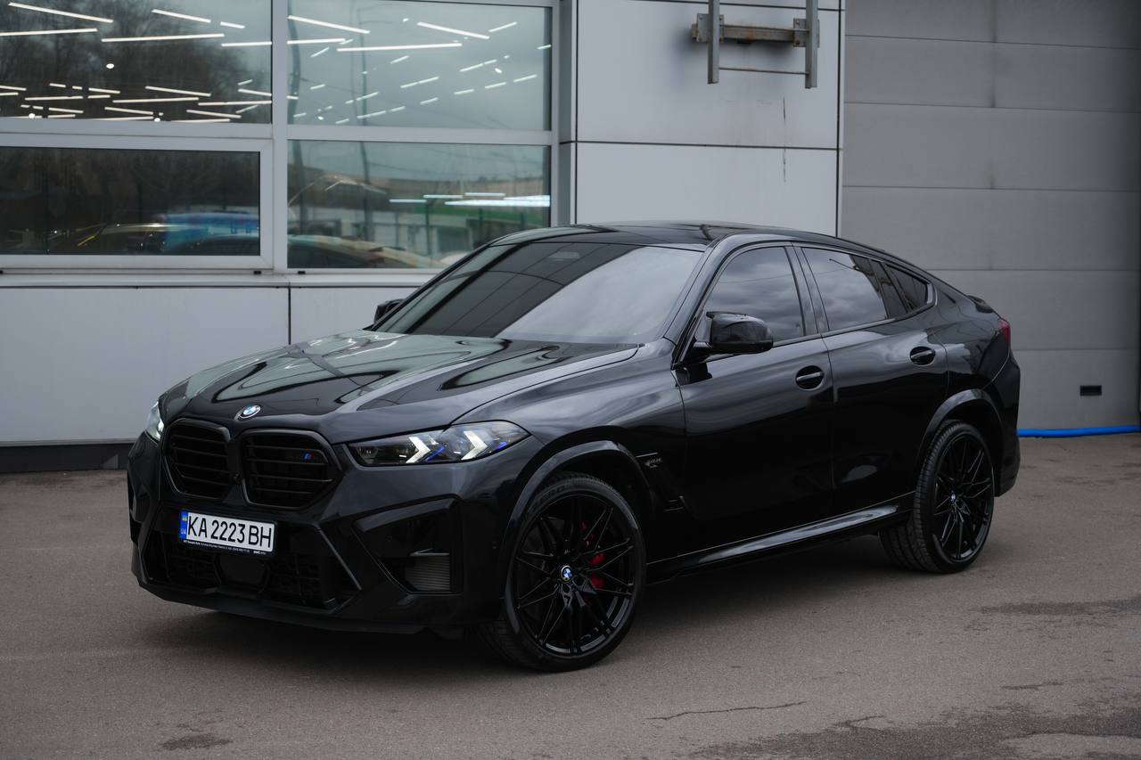 BMW X6 M60I