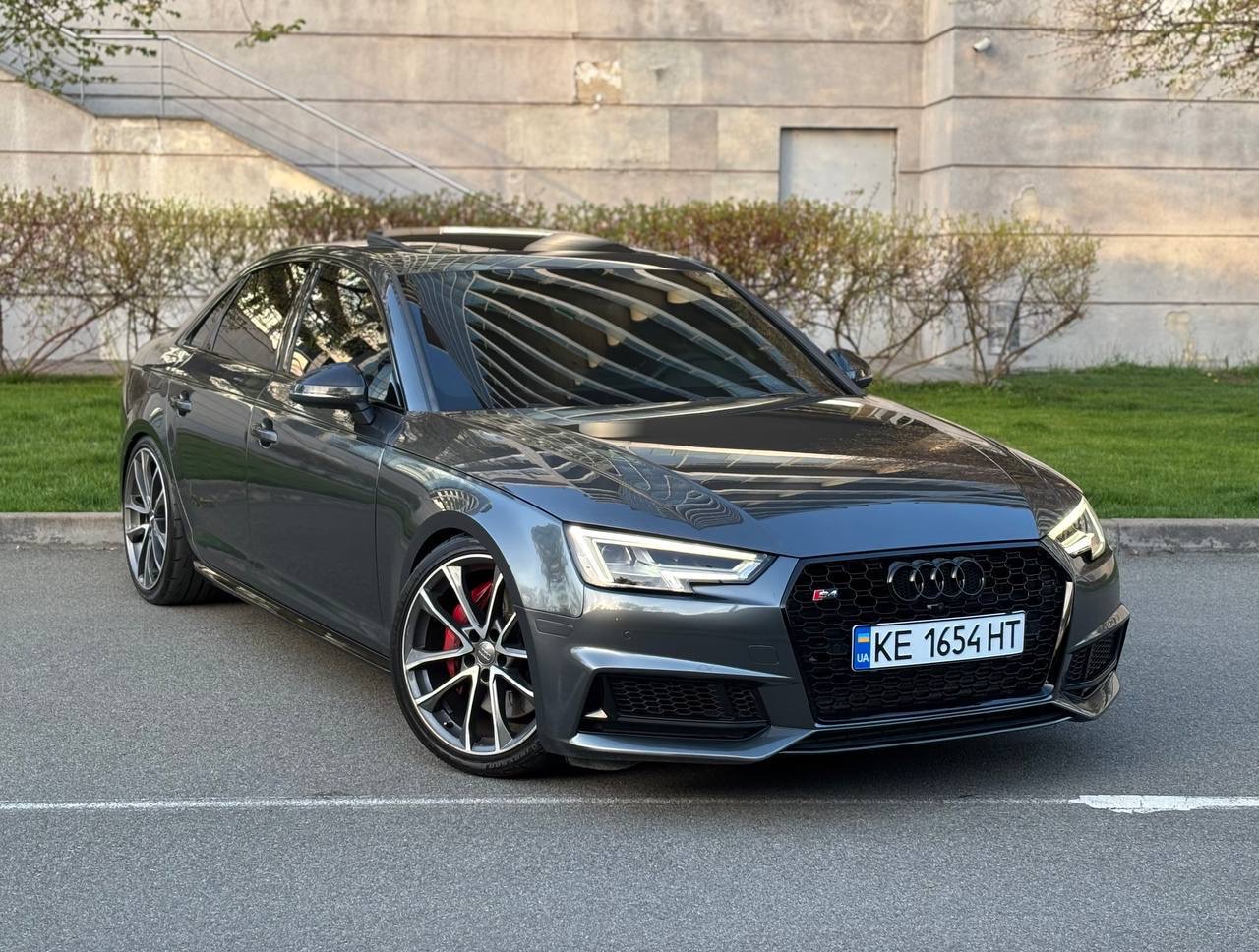 Audi S4/S4 Avant